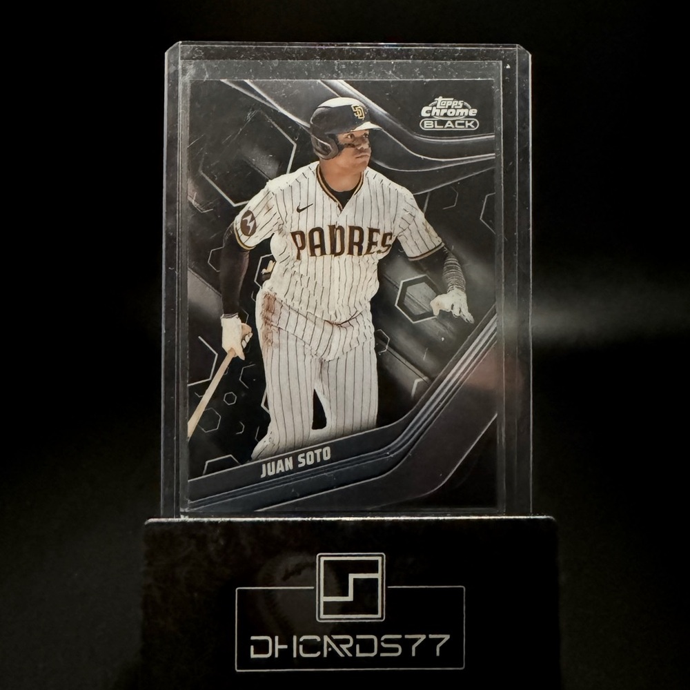 Topps Chrome Black Baseball Card
